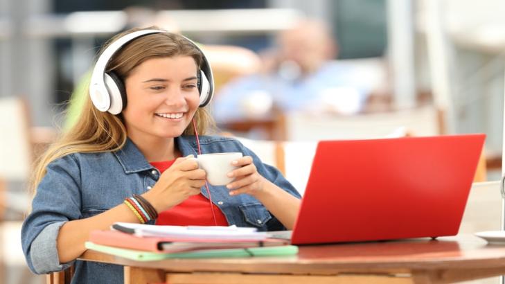6 استراتيجيات لتحسين الاحتفاظ بالمعلومات في التدريب المؤسسي